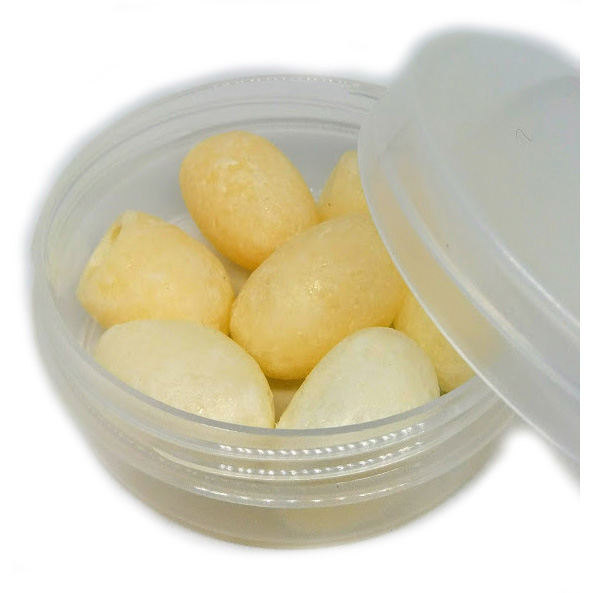 Коконы тутового шелкопряда из Тайланда с козьим молоком для деликатного пилинга, омоложения и глубокого питания кожи 7 шт. Косметика из Тайланда интернет магазин с бесплатной доставкой в Москве